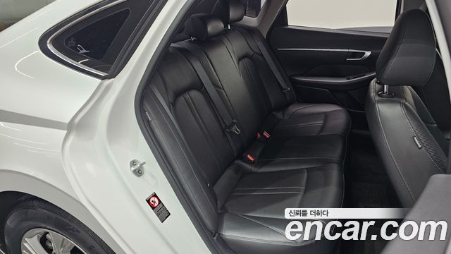 Hyundai Sonata 2020 — photo 12