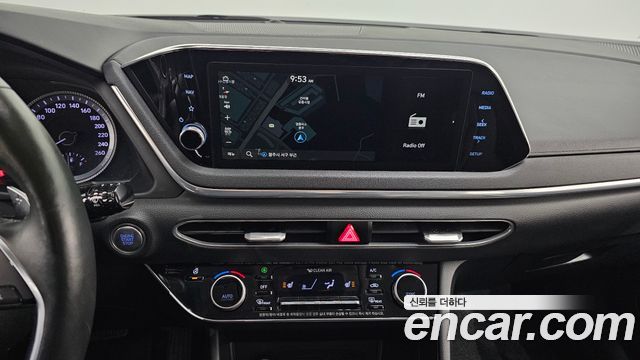 Hyundai Sonata 2020 — photo 14