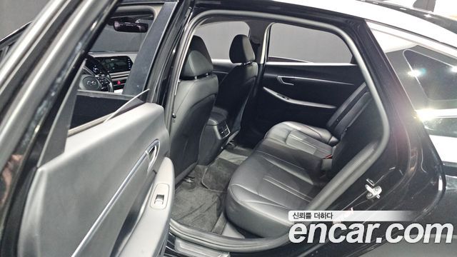 Hyundai Sonata 2020 — photo 13