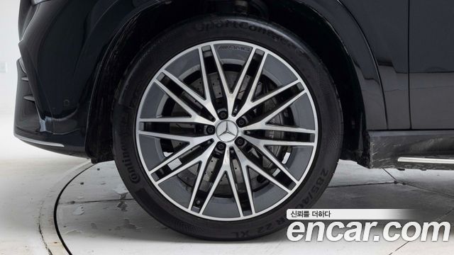 Mercedes-Benz GLE-Class 2025 — photo 5