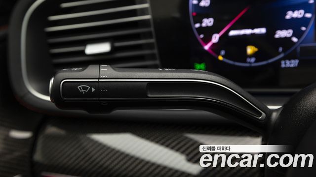 Mercedes-Benz GLE-Class 2025 — photo 18