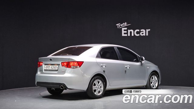 Kia Porte 2013 — photo 2