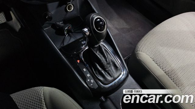 Kia Porte 2013 — photo 9