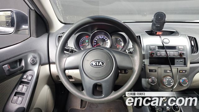 Kia Porte 2013 — photo 14