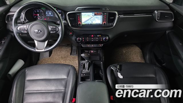 Kia Sorento 2016 — photo 10