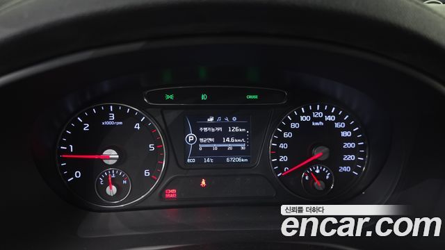 Kia Sorento 2016 — photo 11