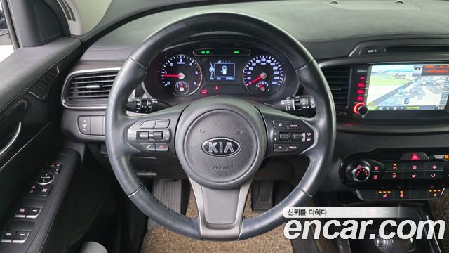 Kia Sorento 2016 — photo 19
