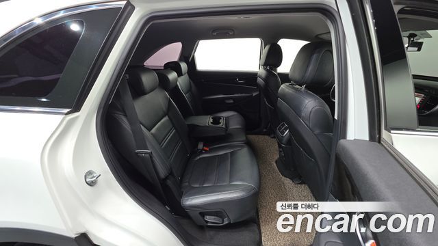 Kia Sorento 2016 — photo 24