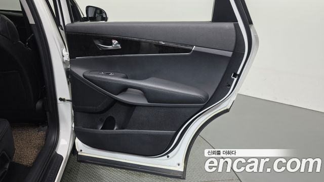 Kia Sorento 2016 — photo 15