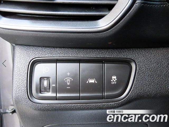 Hyundai Santafe 2019 — photo 12