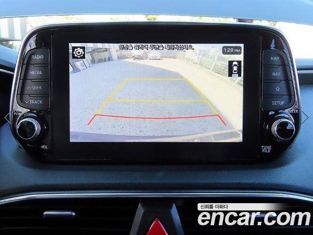 Hyundai Santafe 2019 — photo 14