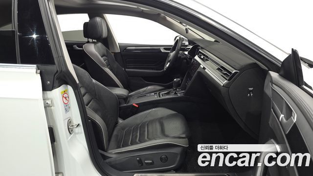 Volkswagen Arteon 2022 — photo 13