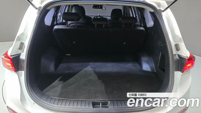 Hyundai Santafe 2020 — photo 32