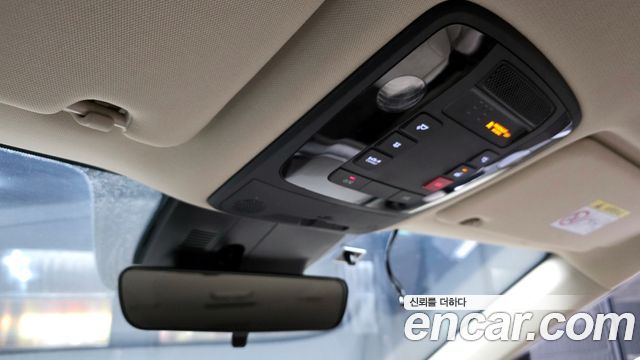 Kia Canival 2023 — photo 22