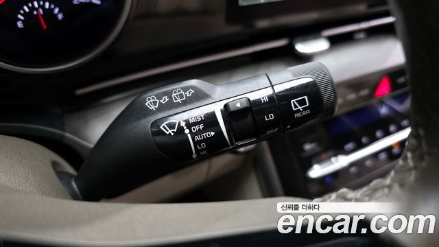 Kia Canival 2023 — photo 28