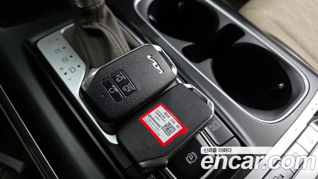 Kia Canival 2023 — photo 29