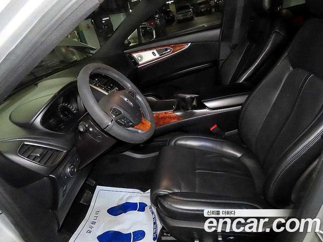 Lincoln MKX 2018 — photo 11
