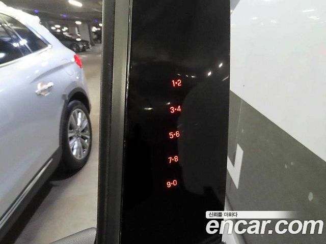 Lincoln MKX 2018 — photo 13