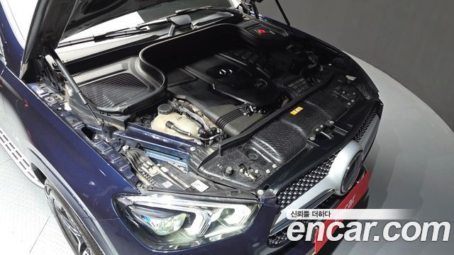 Mercedes-Benz GLE-Class 2021 — photo 6
