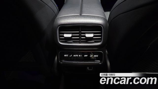Mercedes-Benz GLE-Class 2021 — photo 34
