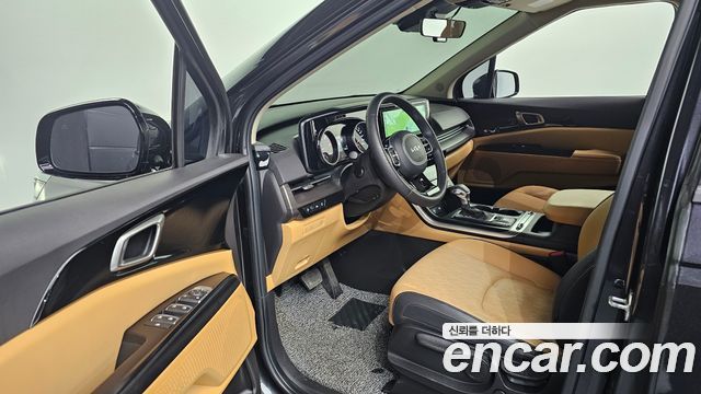 Kia Canival 2023 — photo 10