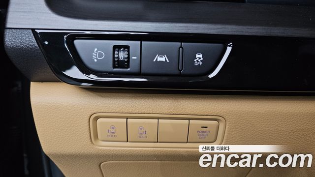Kia Canival 2023 — photo 13