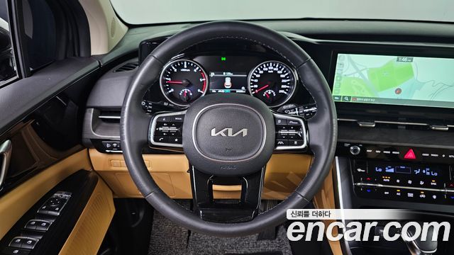 Kia Canival 2023 — photo 14