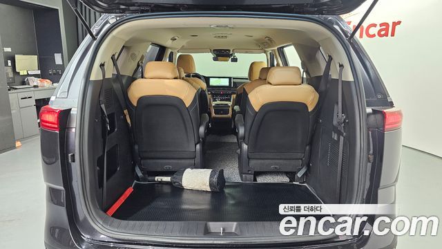 Kia Canival 2023 — photo 20