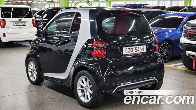 Smart Fortwo 2012 — photo 6