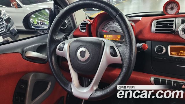 Smart Fortwo 2012 — photo 13