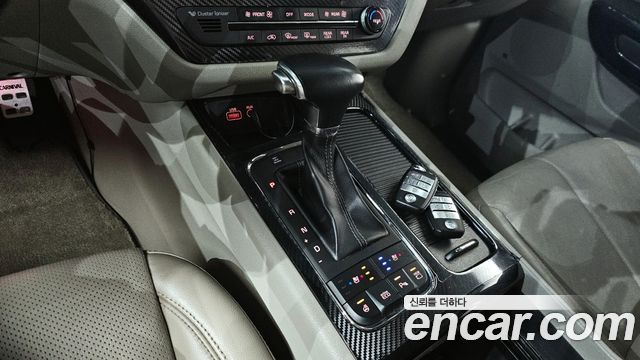 Kia Canival 2018 — photo 9