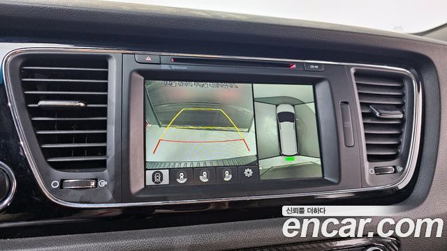 Kia Canival 2018 — photo 14