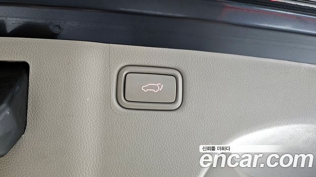 Kia Canival 2018 — photo 20