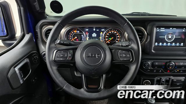 Jeep Wrangler 2018 — photo 13