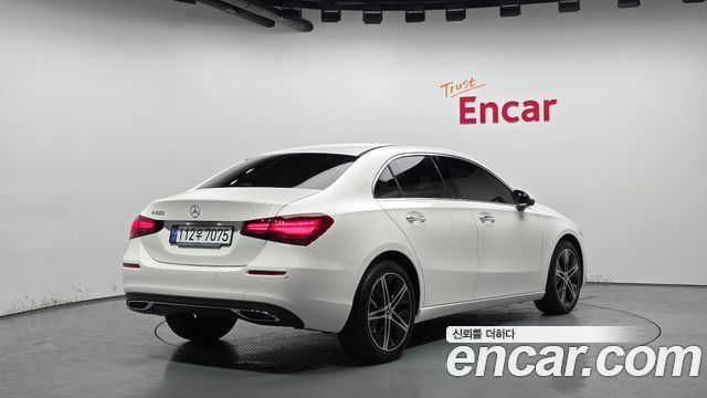 Mercedes-Benz A-Class 2024 — photo 2