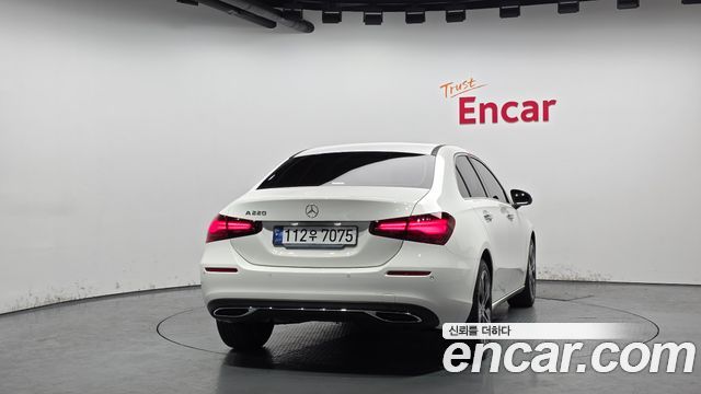 Mercedes-Benz A-Class 2024 — photo 4
