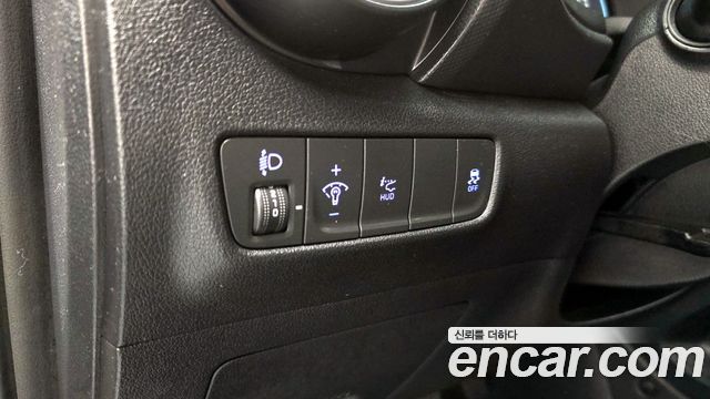 Hyundai Kona 2021 — photo 18