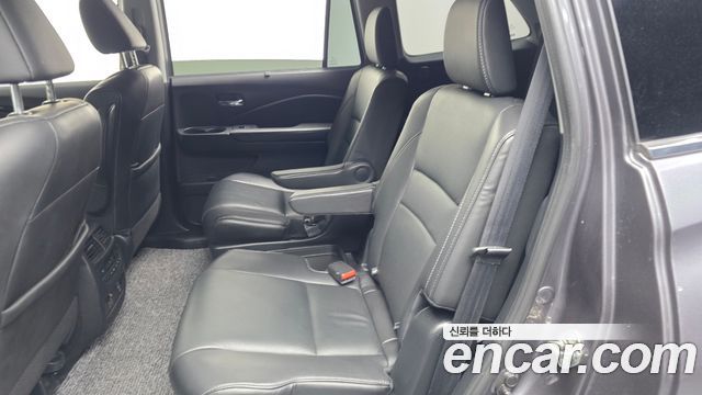 Honda Pilot 2019 — photo 16
