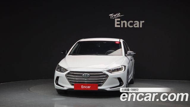 Hyundai AVANTE 2016 — photo 3