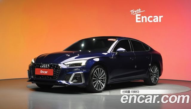 Audi A5 2023 — photo 1