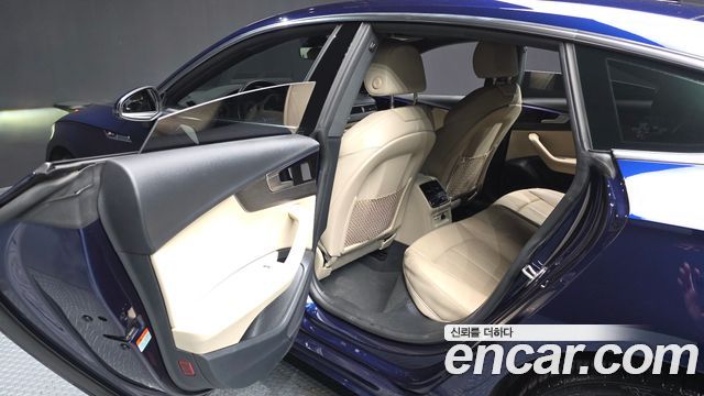 Audi A5 2023 — photo 16