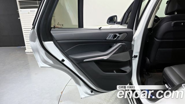 BMW X5 2025 — photo 15