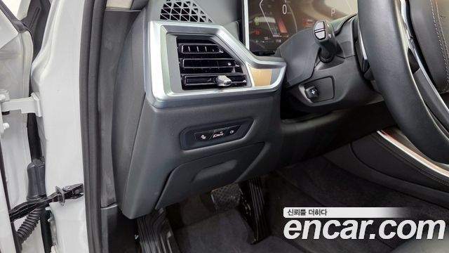 BMW X5 2025 — photo 35
