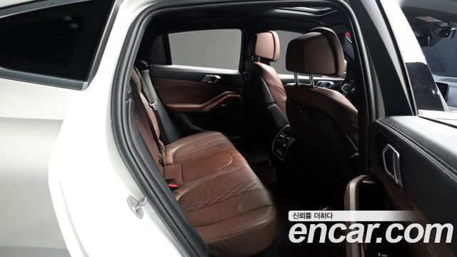 BMW X6 2022 — photo 17