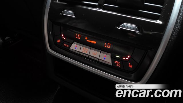 BMW X6 2022 — photo 24