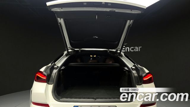 BMW X6 2022 — photo 25