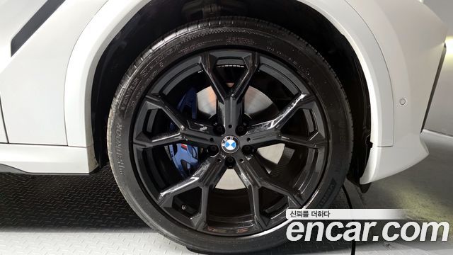 BMW X6 2022 — photo 7