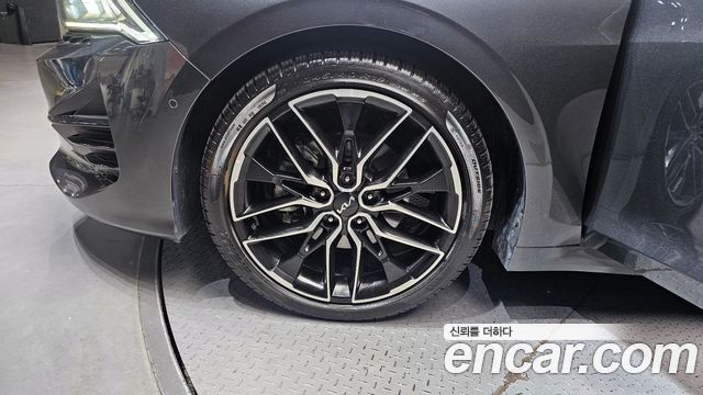 Kia K5 2023 — photo 5