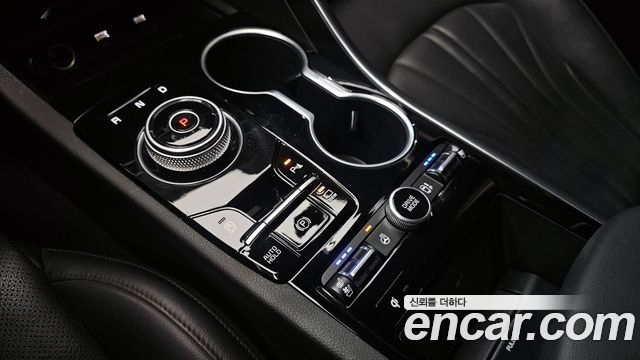 Kia K5 2023 — photo 9