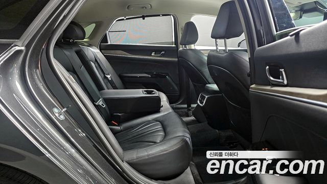 Kia K5 2023 — photo 11